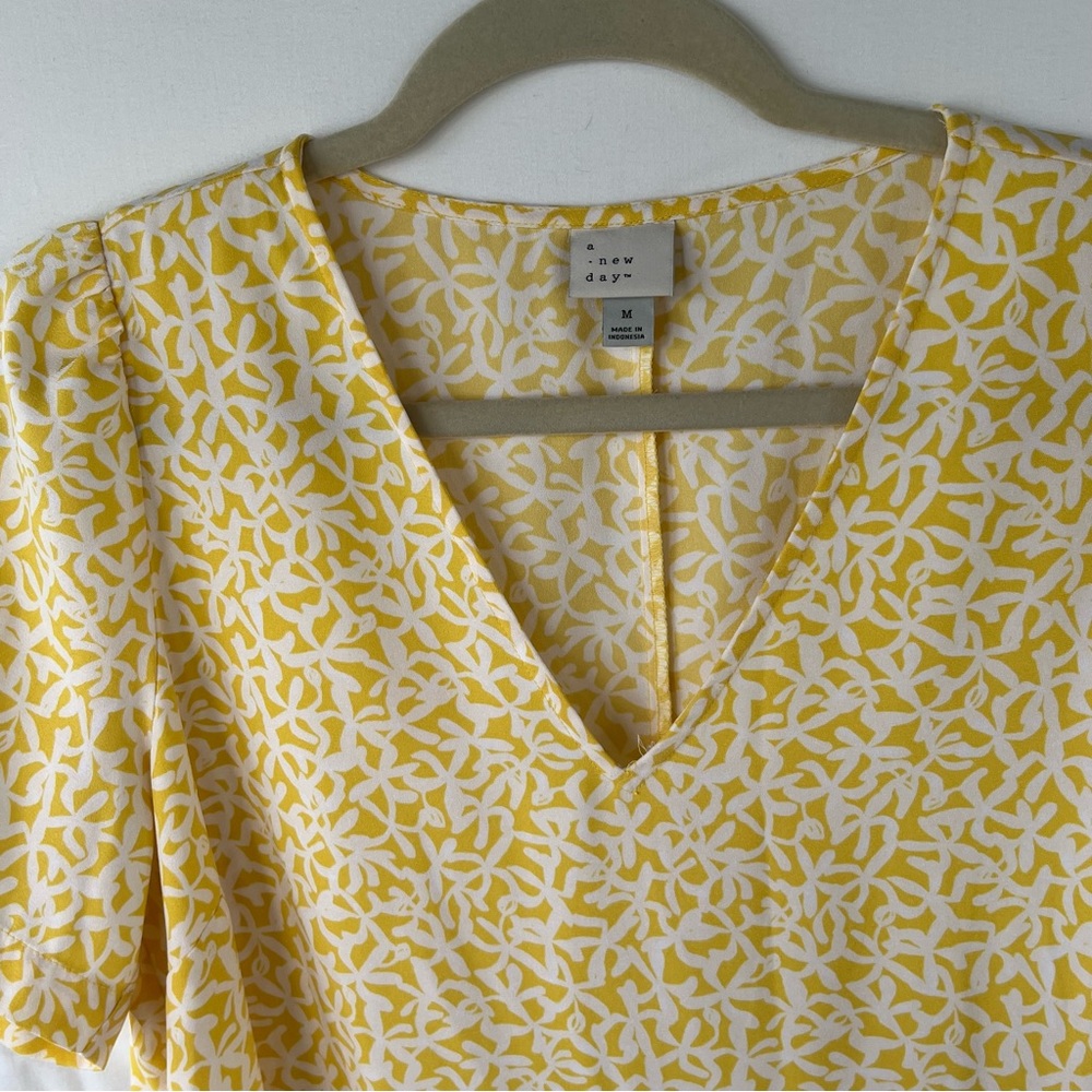 a new day Yellow and White Printed V-Neck Midi Dress - Picture 4 of 5
